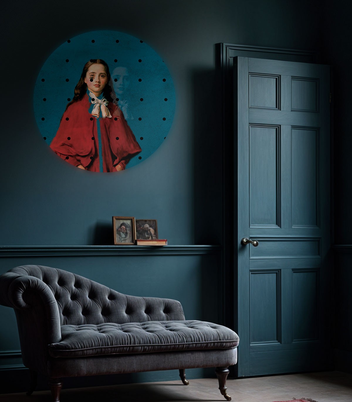 Dots Girl in red - Wallcolors  - Exklusive Hintergrundbilder